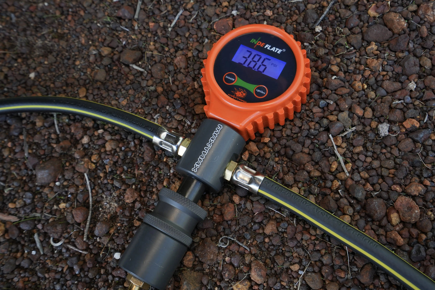 MAXTRAX Indeflate Digital 2 hose MAXTRAX