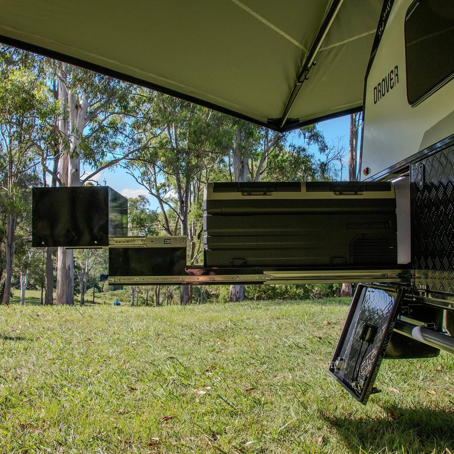 DROVER FAMILY - 16ft Camper BUSHWAKKA Campers