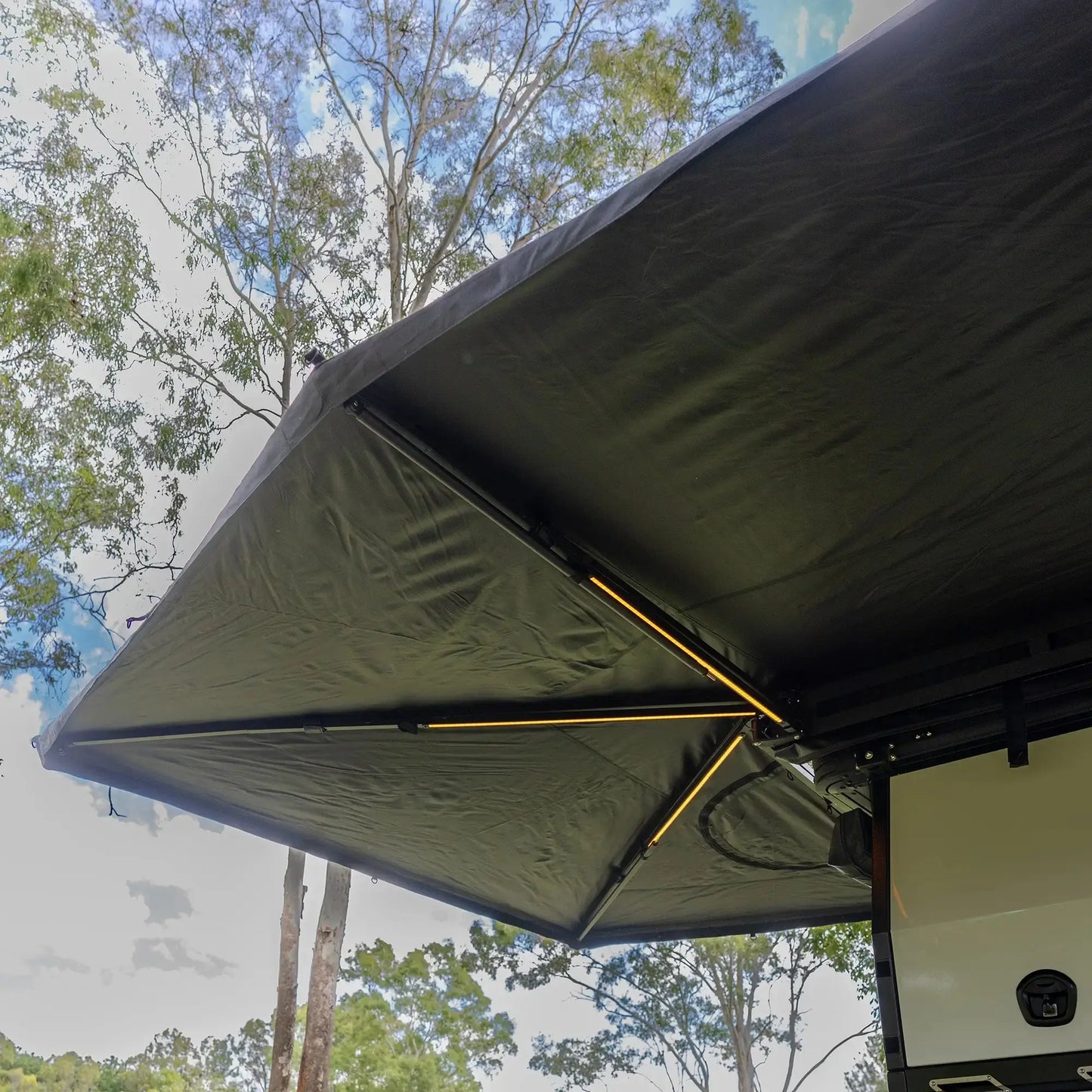 Darkness XL Squared Pro with D-Zip BUSHWAKKA ADVENTURE GEAR