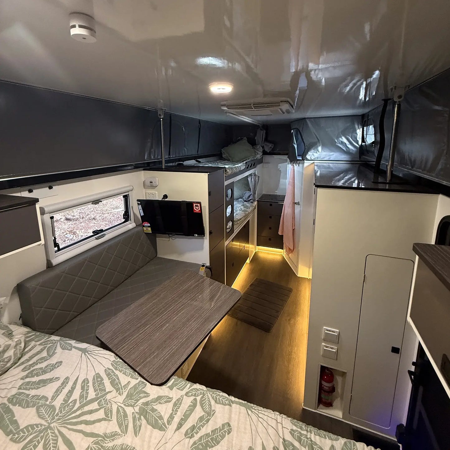 DROVER FAMILY - 16ft Camper