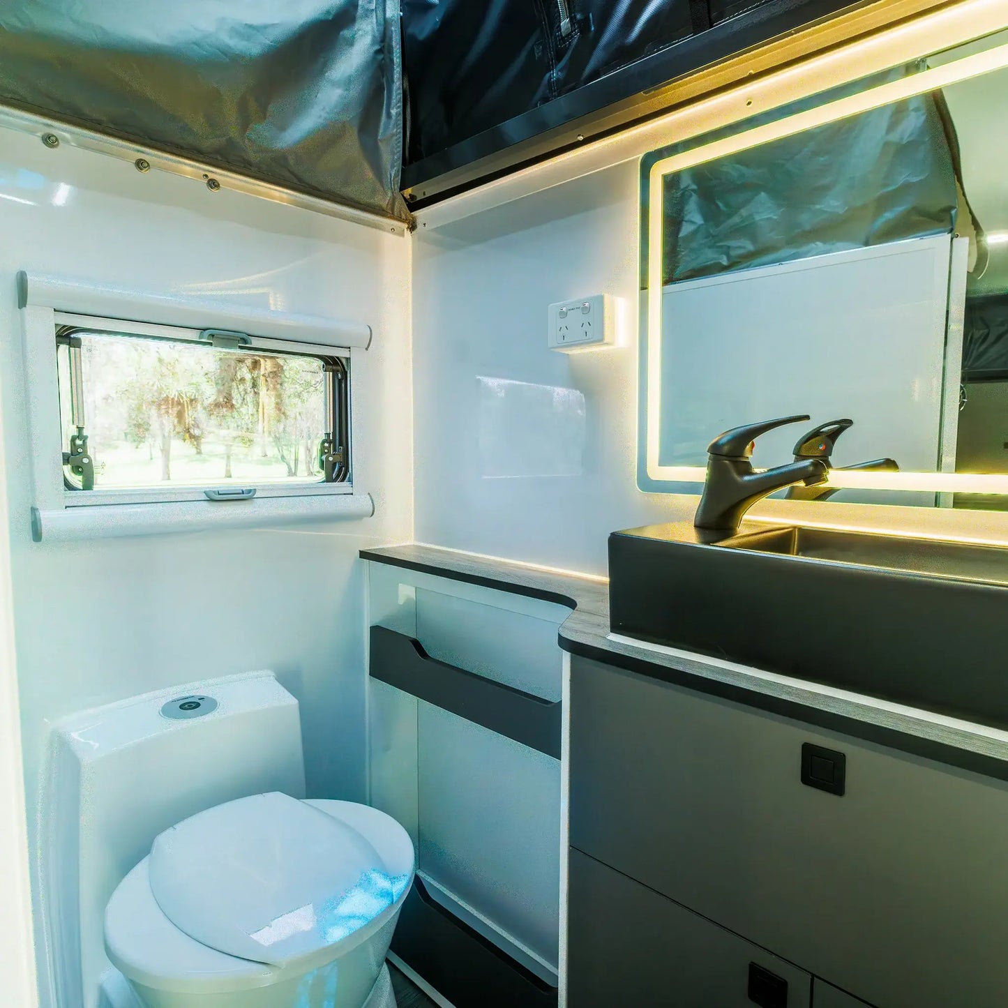 FAKAWI SST - 15ft Camper