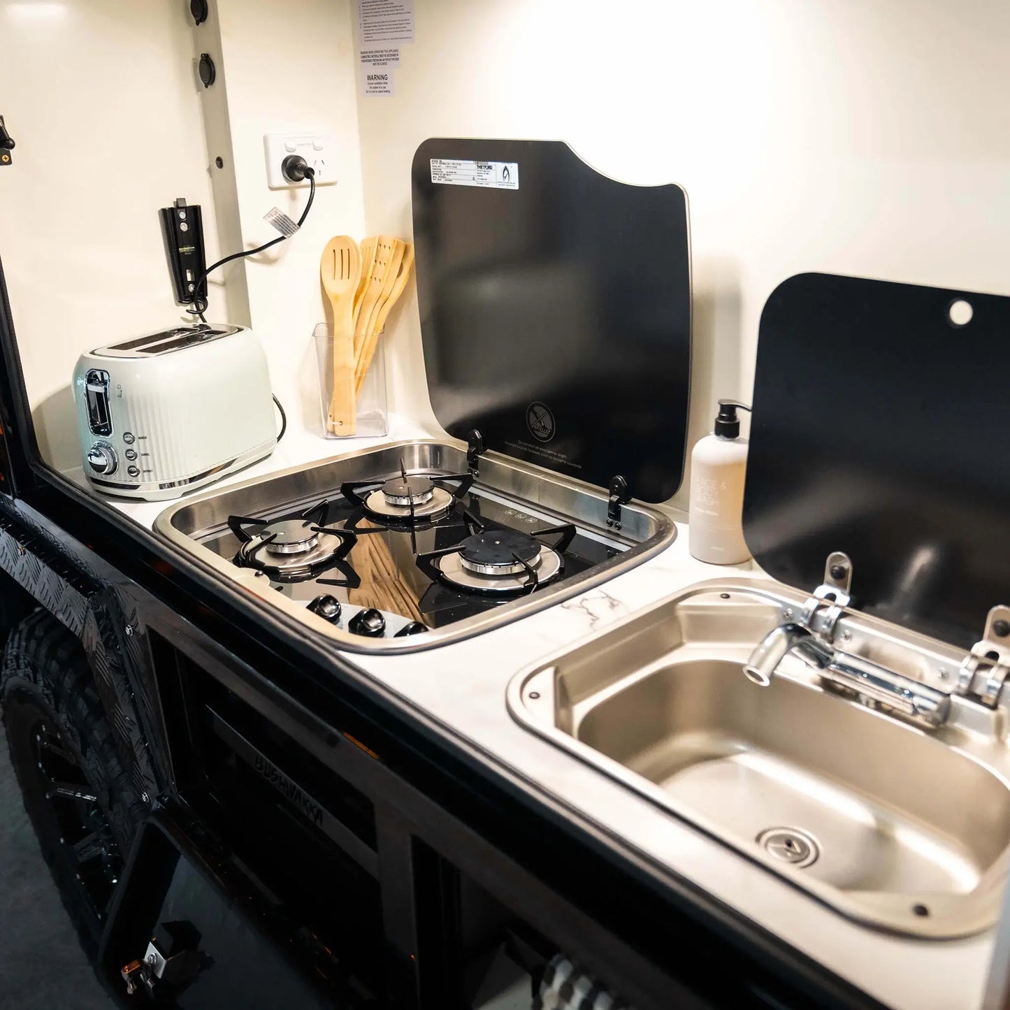 FAKAWI SST - 15ft Camper