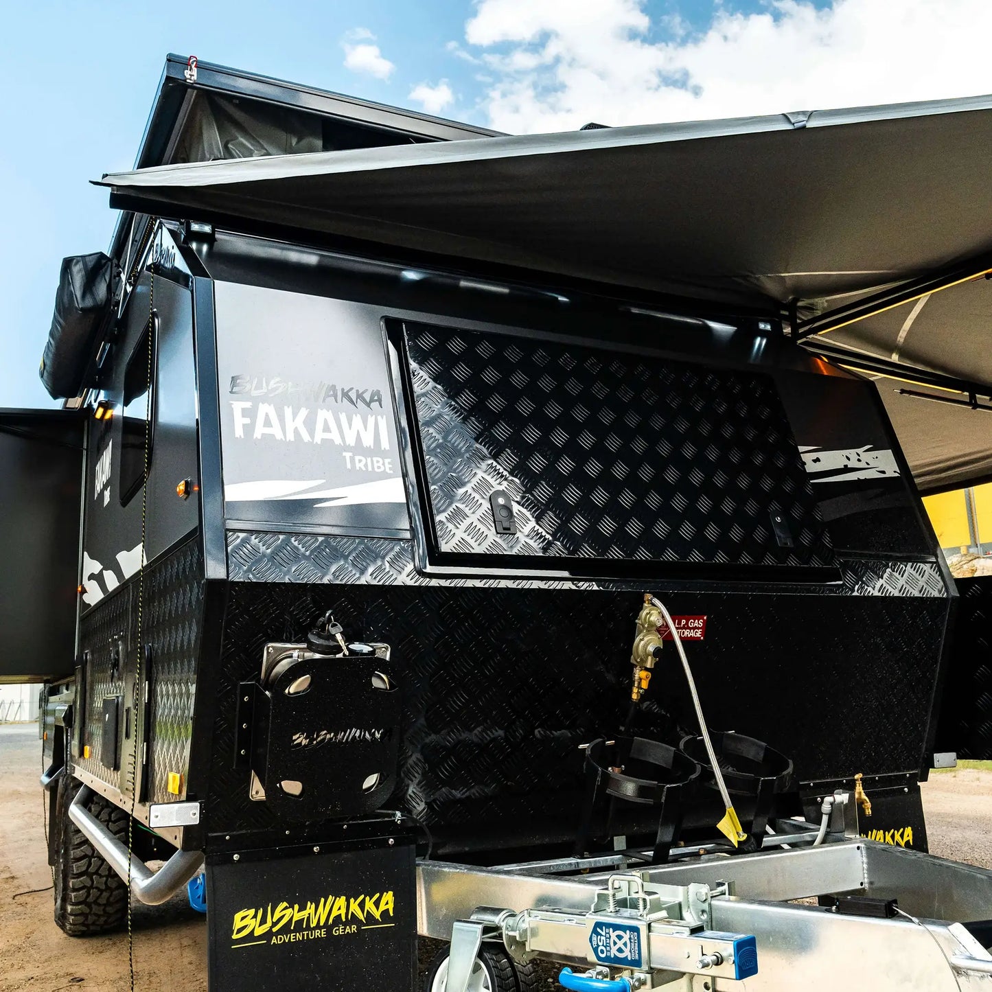 FAKAWI TRIBE 2 - 15ft Camper