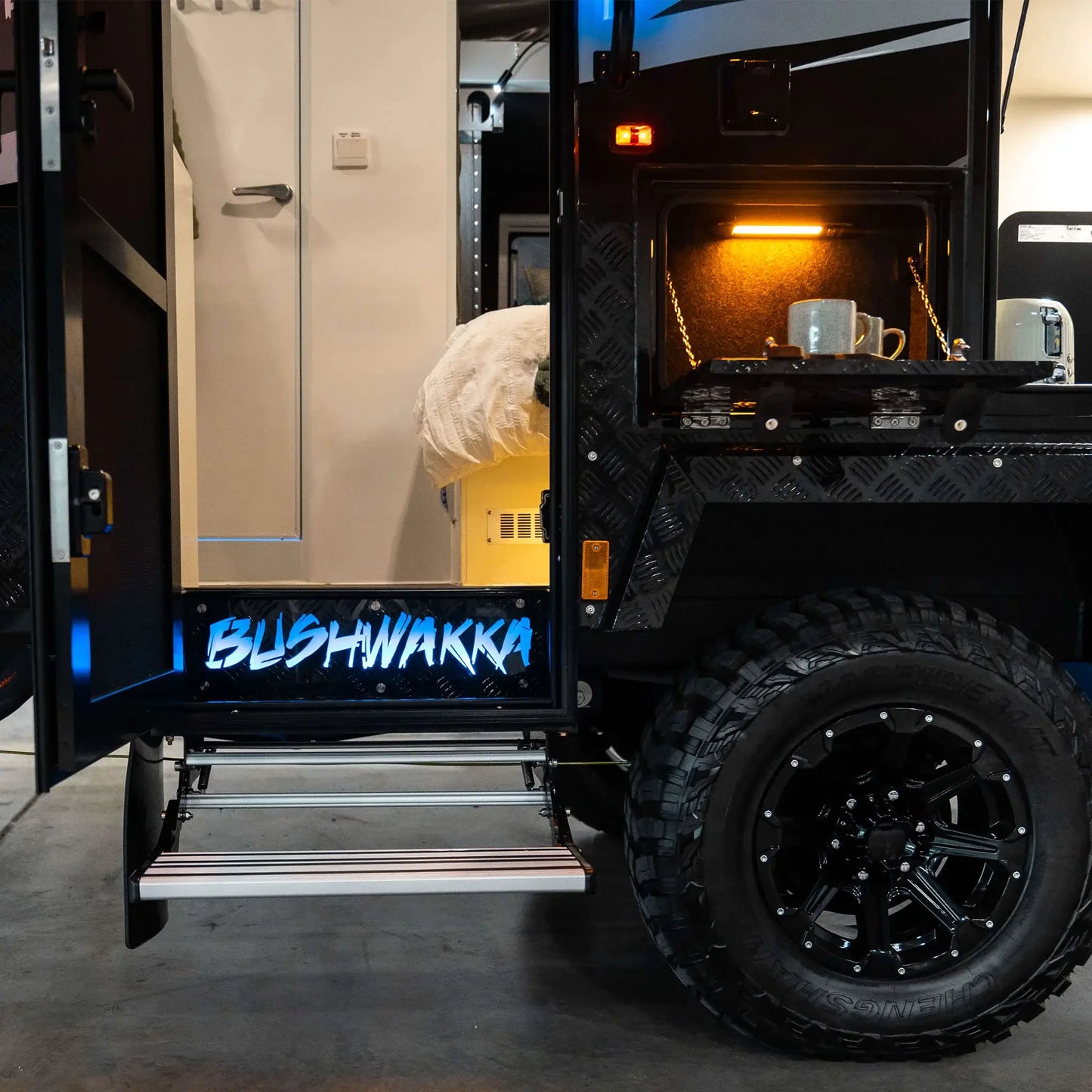 FAKAWI TRIBE 2 - 15ft Camper