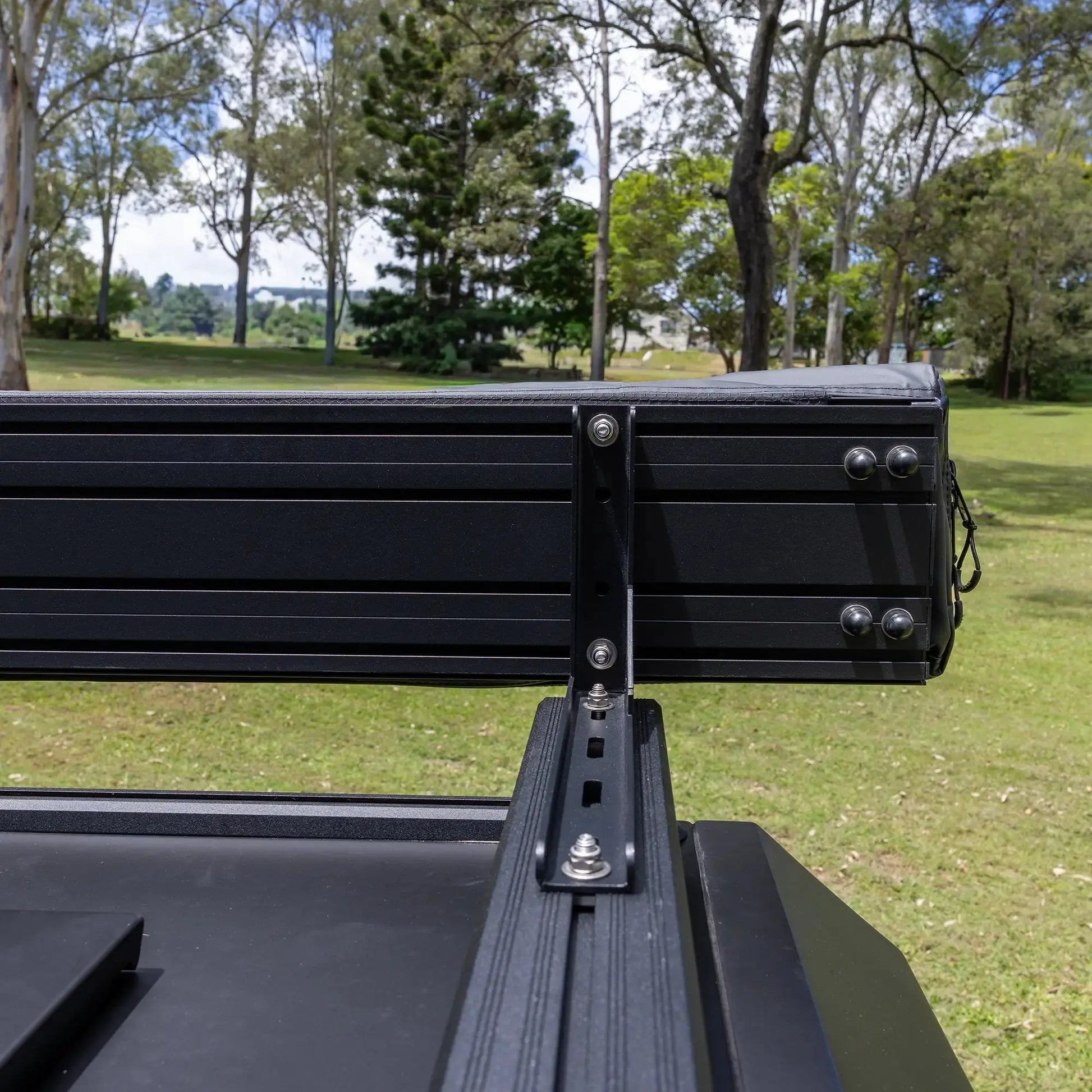 Falcon 360 Pro BUSHWAKKA ADVENTURE GEAR