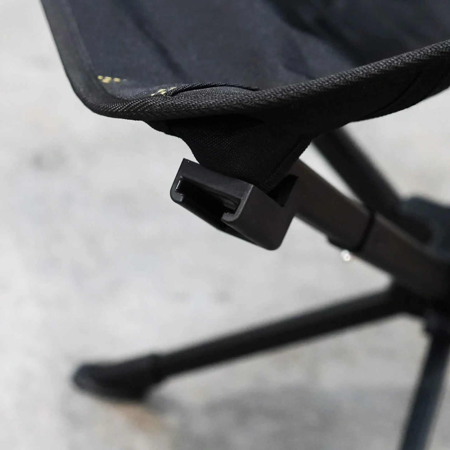 High 5 Chair with Cup Holder