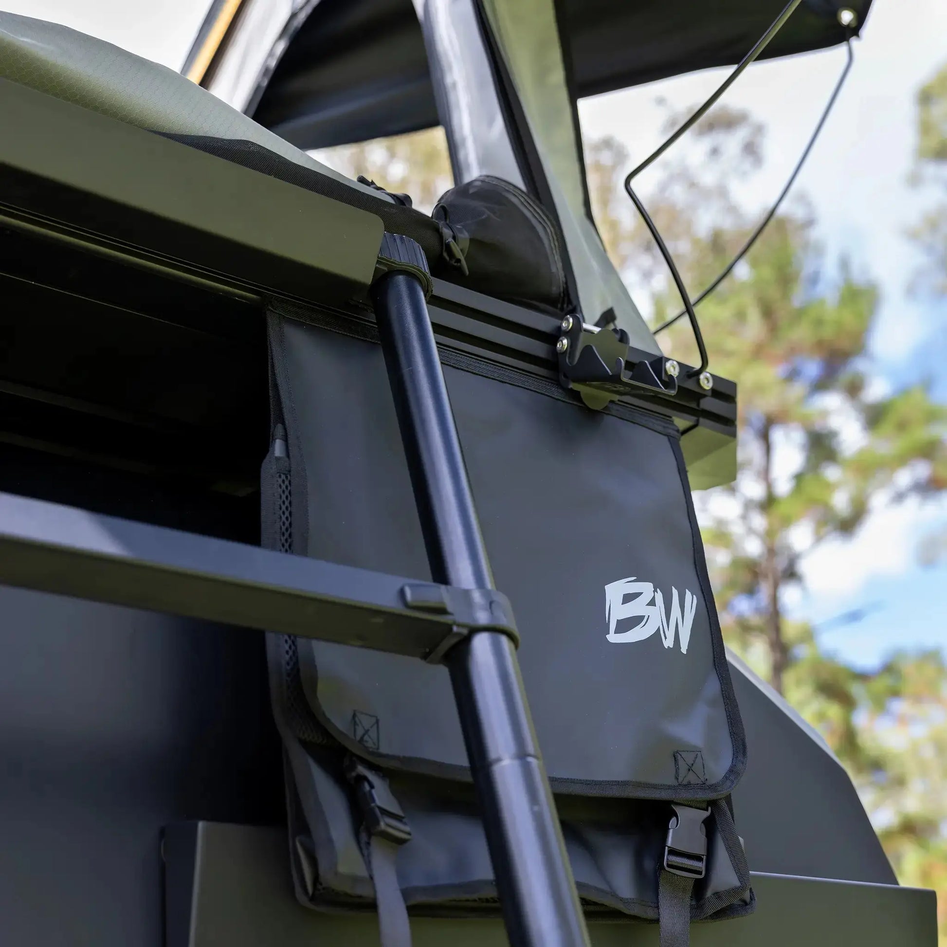 Stellar BUSHWAKKA ADVENTURE GEAR